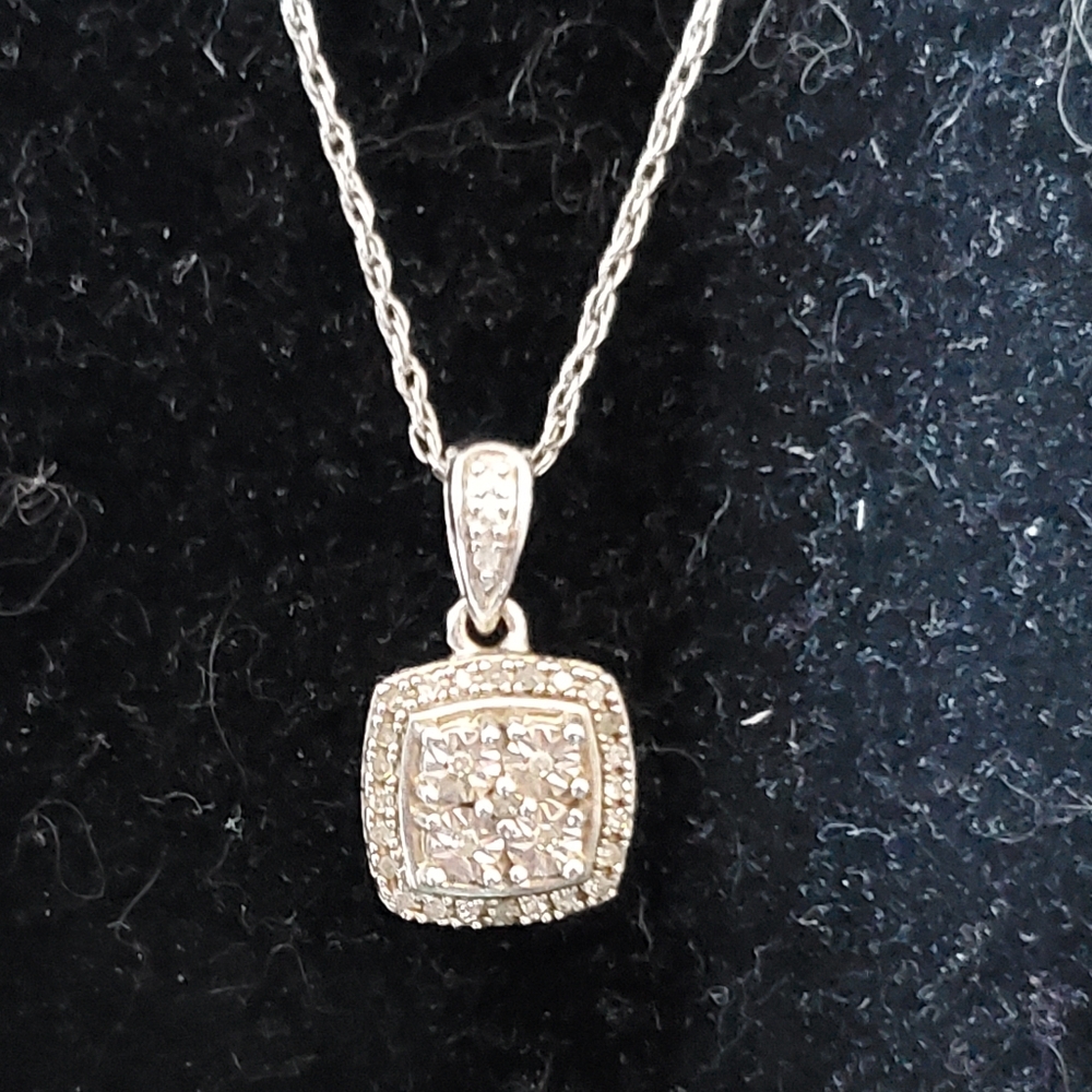 Jane Semour Open Heart Collection Diamond Pendant Necklace - Picture 2 of 5